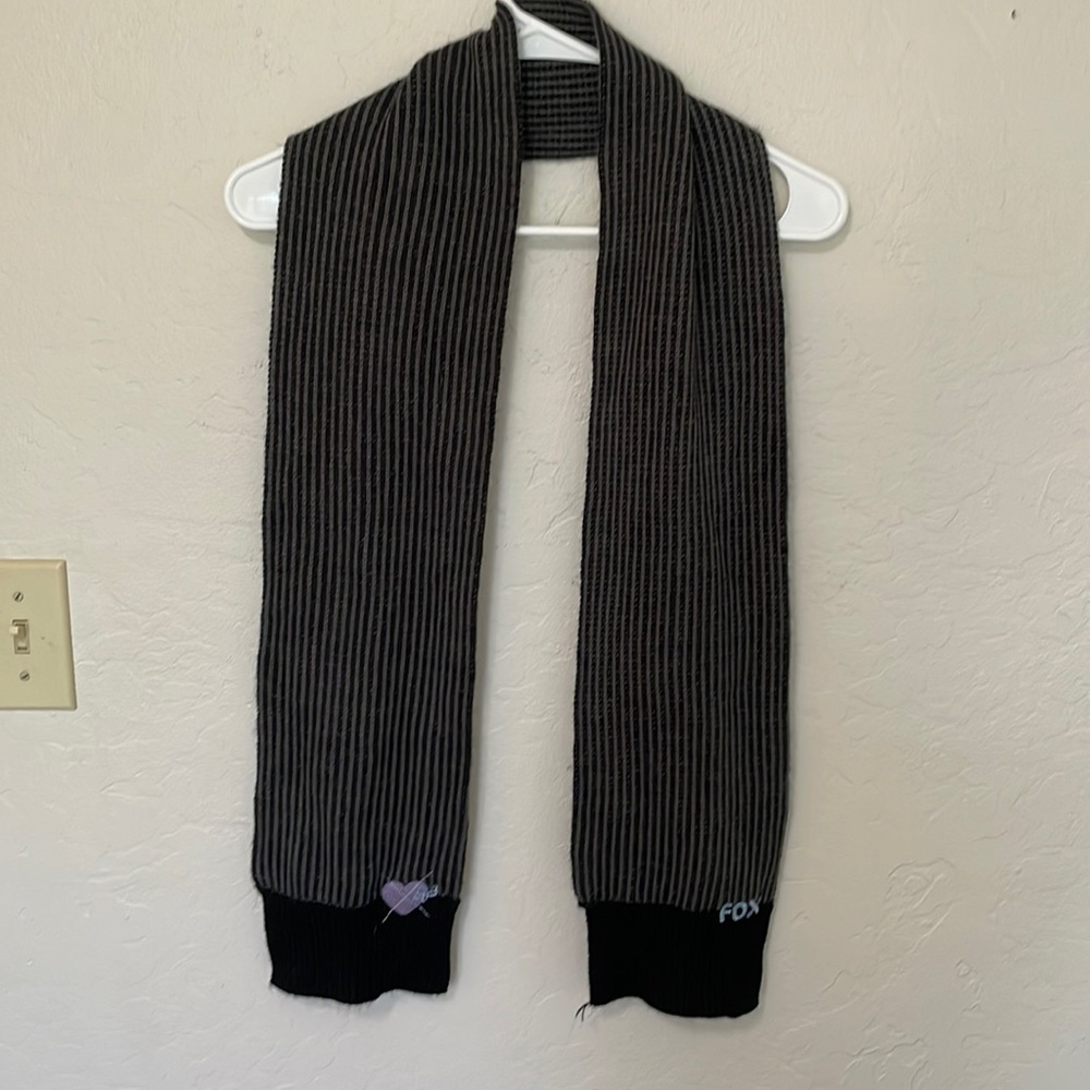 Fox winter scarf